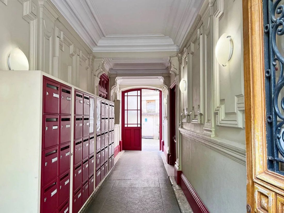 Apartment in Nation-Alexandre Dumas, Paris 11e Arrondissement, Paris 1 - 15476530
