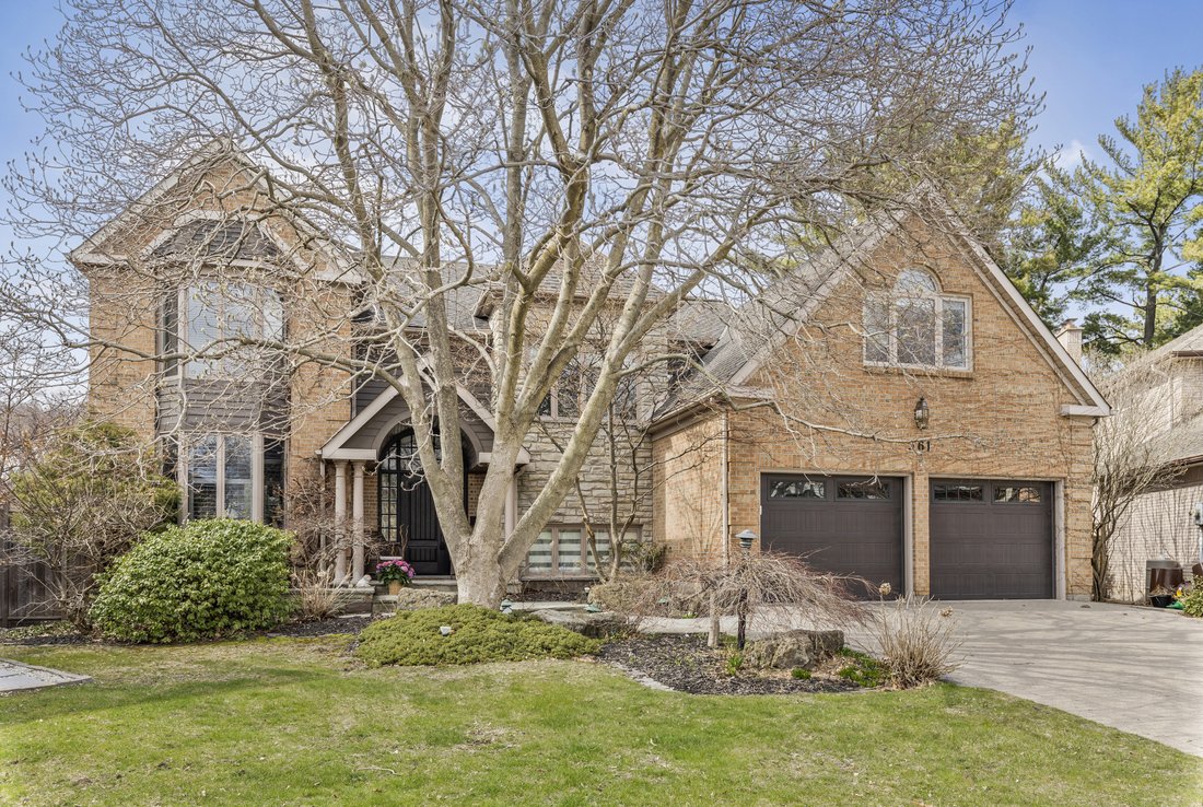 House in Burlington, Ontario, Canada 2 - 15488601