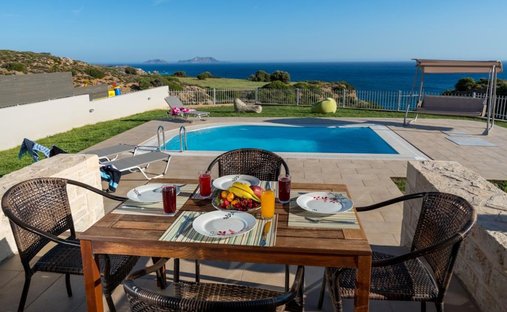 Villa in Agios Vasileios, Greece 1