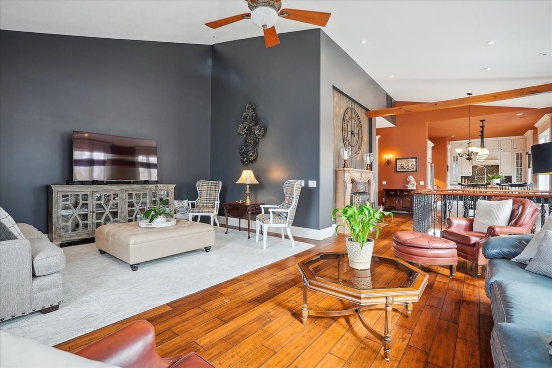 House in Burlington, Ontario, Canada 5 - 15524447