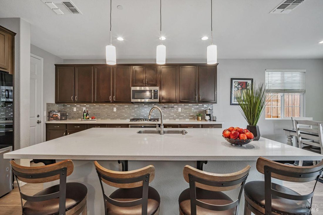 House in Rohnert Park, California, United States 3 - 15521094