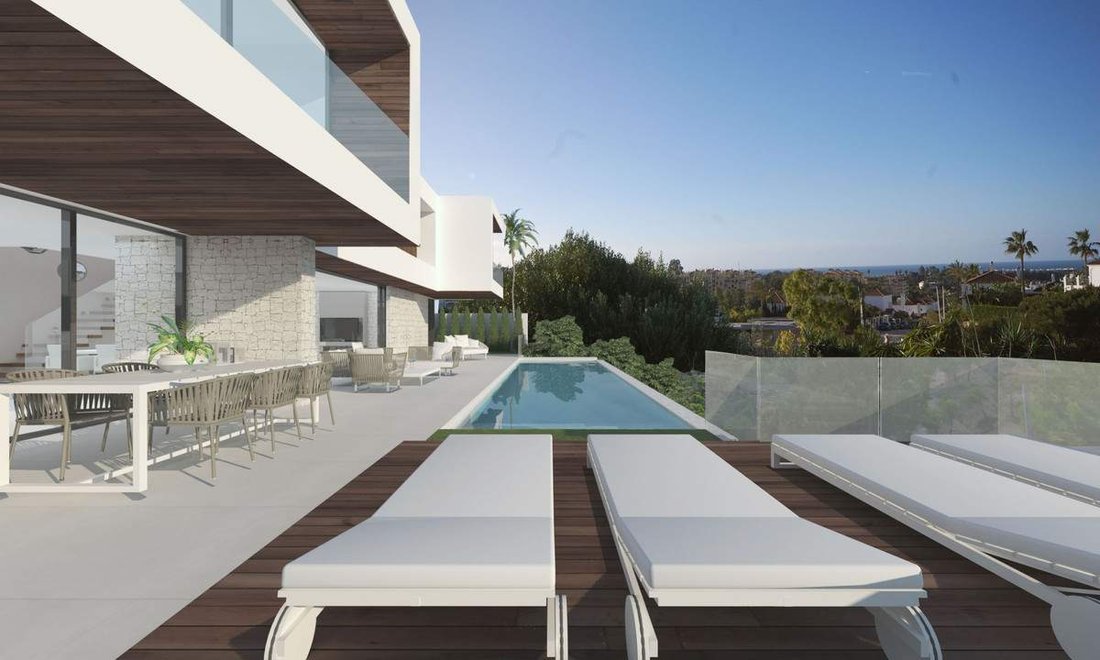 Villa in Estepona, Andalusia, Spain 2 - 15519917