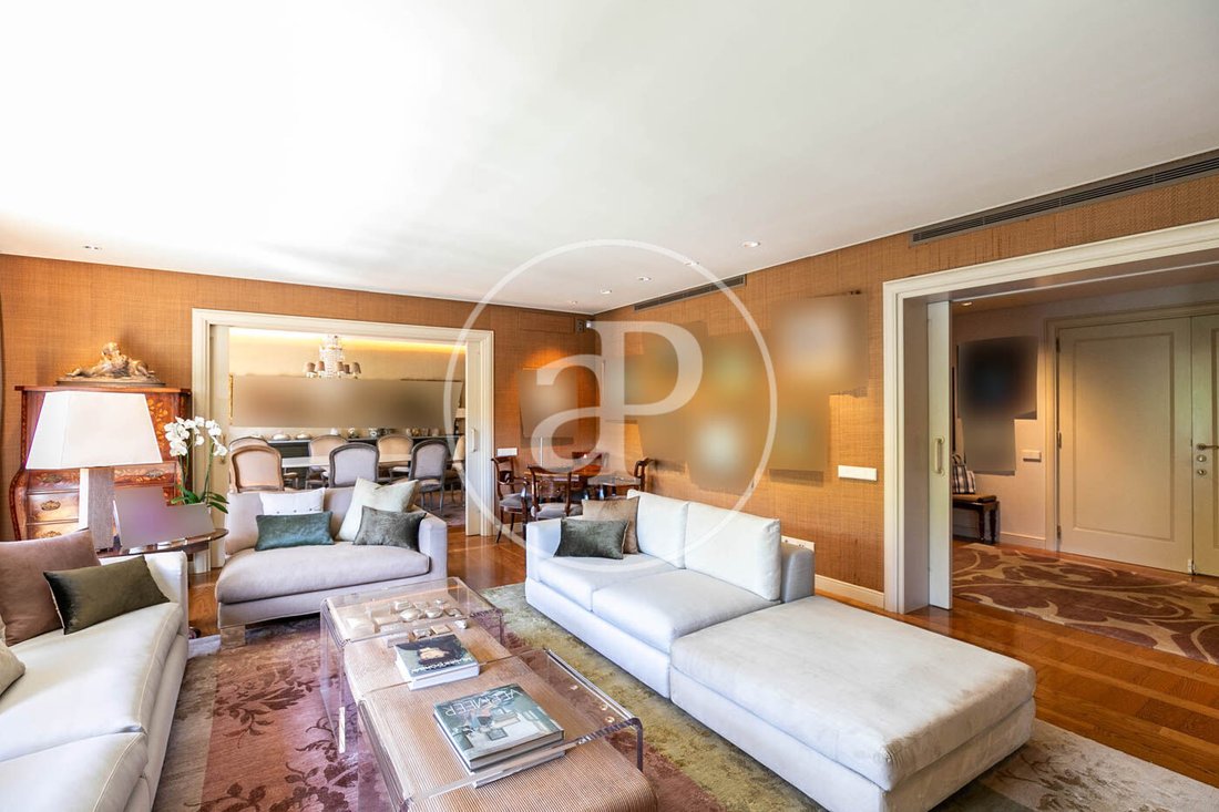 Apartment in Sarrià-Sant Gervasi, Barcelona, Spain 4 - 15428205