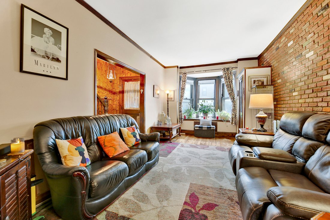 House in New York, New York, United States 4 - 15520073