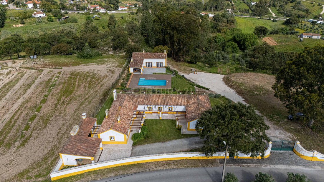 Farm Ranch in Azambuja, Lissabon, Portugal 1 - 15522243