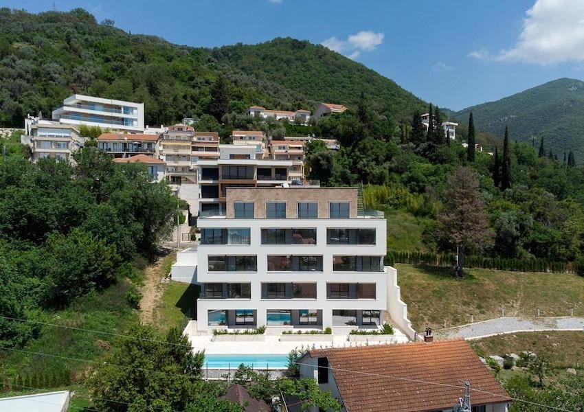 Apartment in Tivat, Tivat Municipality, Montenegro 4 - 15518456