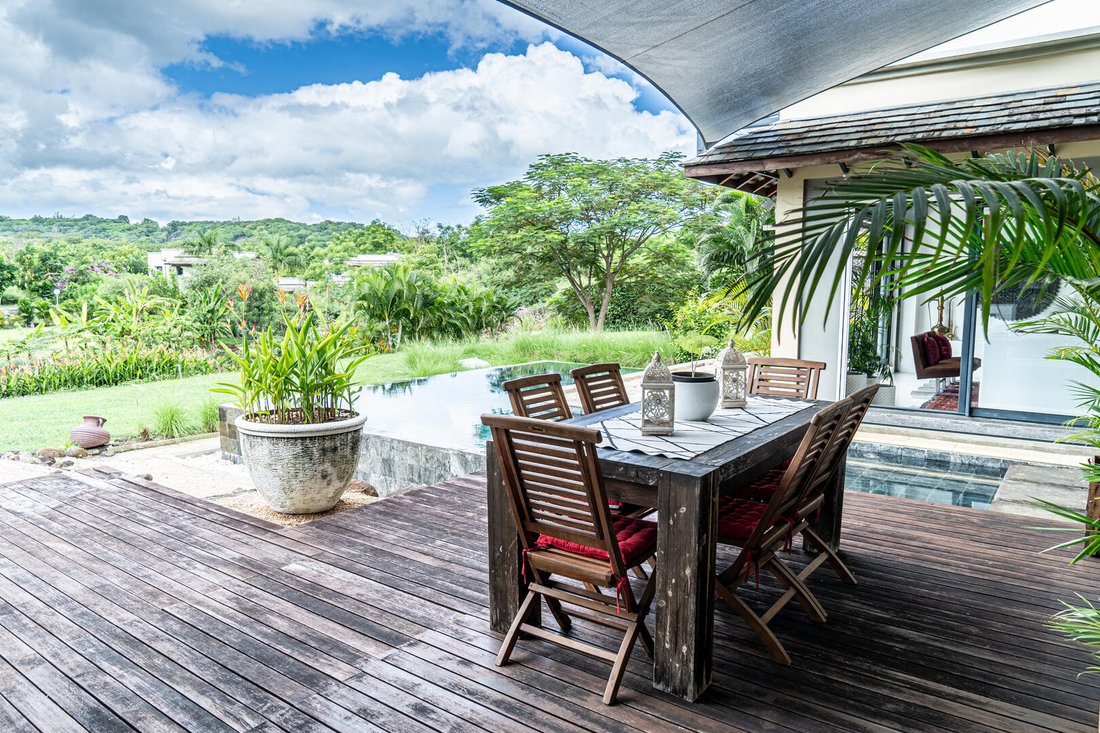 Villa in Grande Riviere Noire, Rivière Noire District, Mauritius 3 - 14570404