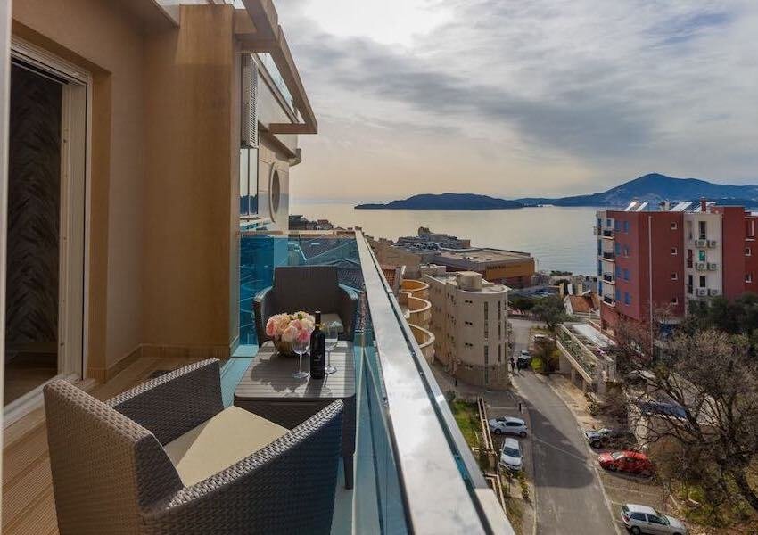 Apartment in Budva, Budva Municipality, Montenegro 3 - 15518474