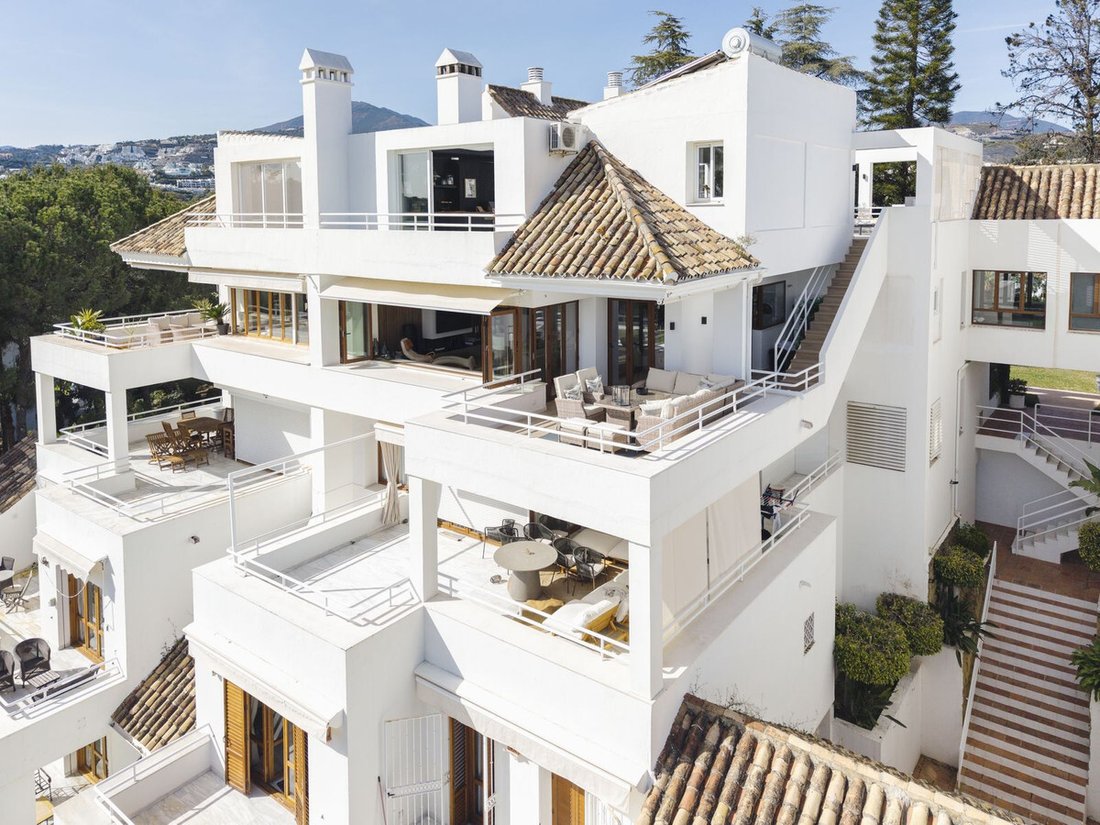 Penthouse in Puerto Banus, Marbella, Spain 1 - 15519626