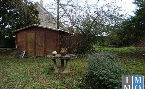 Castle for Sale in Saint-Florent-sur-Cher, Centre-Val de Loire, France