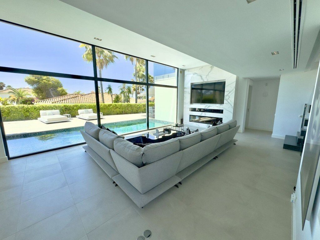 Villa in Marbella, Andalusia, Spain 4 - 15520909