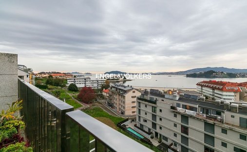Apartment in Baina, Baiona, Spain 1