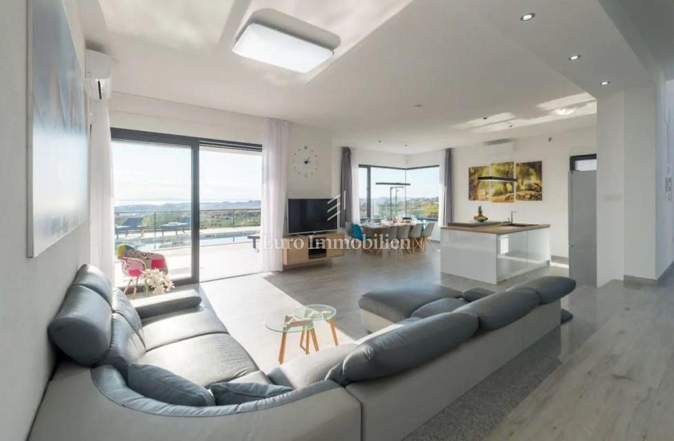 House in Gradski kotar Grad, Split, Split-Dalmatia County 5 - 13773379