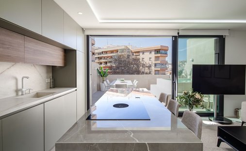 Penthouse in Marbella, Andalusia, Spain 1