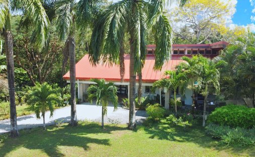 Villa in Las Delicias, Puntarenas Province, Costa Rica 1