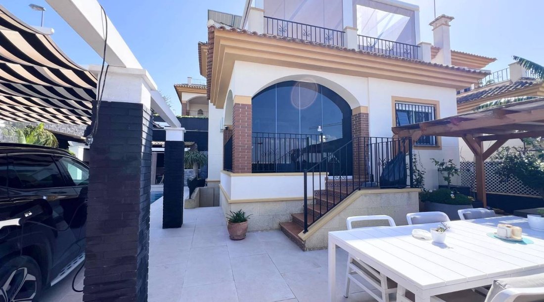 Villa in Quesada, Rojales, Land Valencia 2 - 15523311