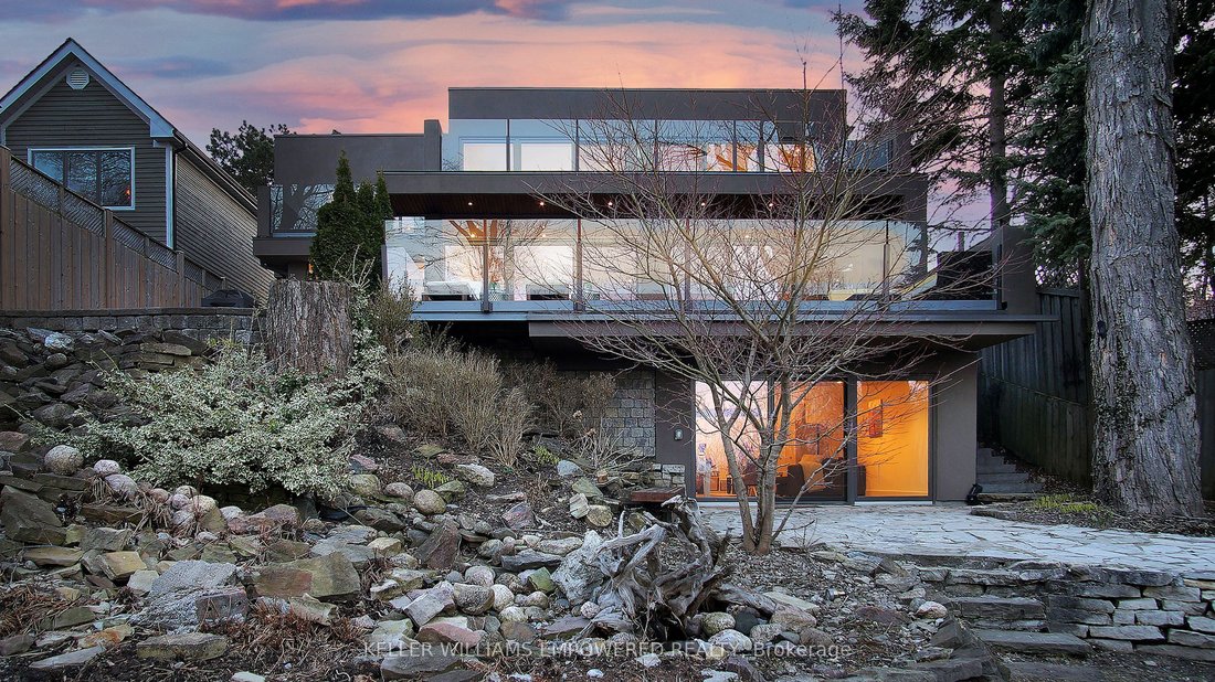 House in Toronto, Ontario, Canada 4 - 15522493