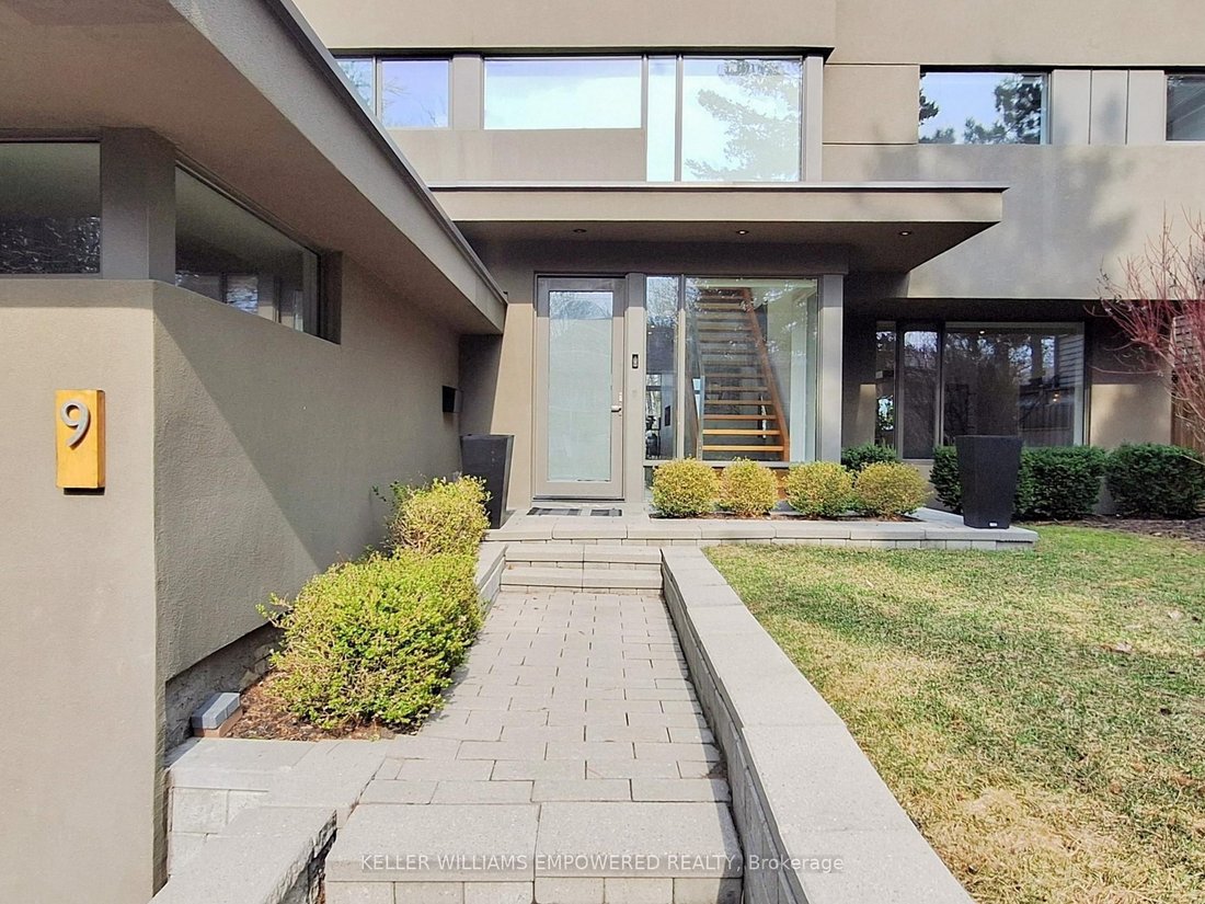 House in Toronto, Ontario, Canada 2 - 15522493
