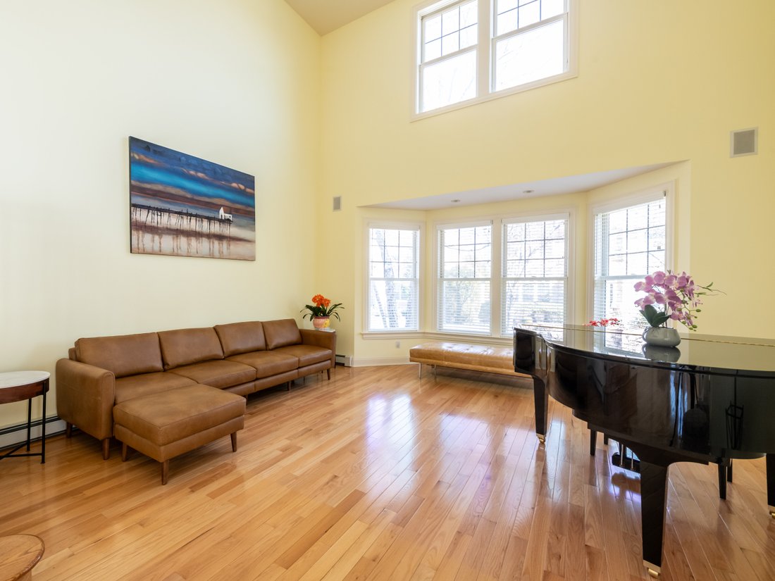 House in Port Washington, New York, United States 2 - 15523171