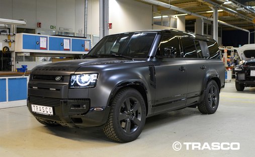 2026 Land Rover Defender 110 4x4 in Bremen, Germany 1