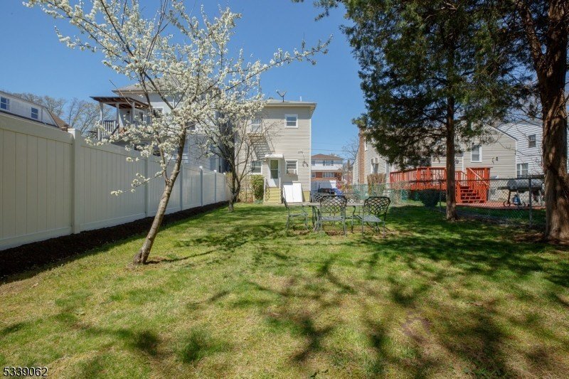 House in Linden, New Jersey, United States 4 - 15507590