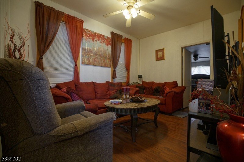 House in Linden, New Jersey, United States 5 - 15507590