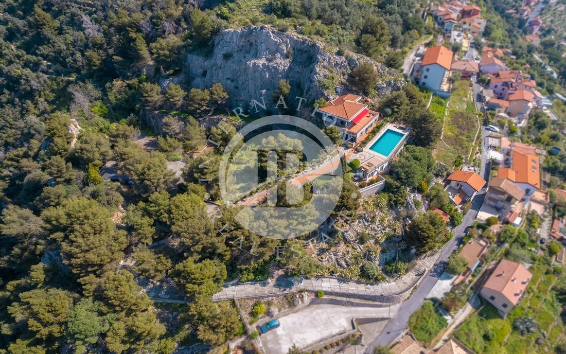 House in City Center, Ventimiglia, Liguria 3 - 15523708