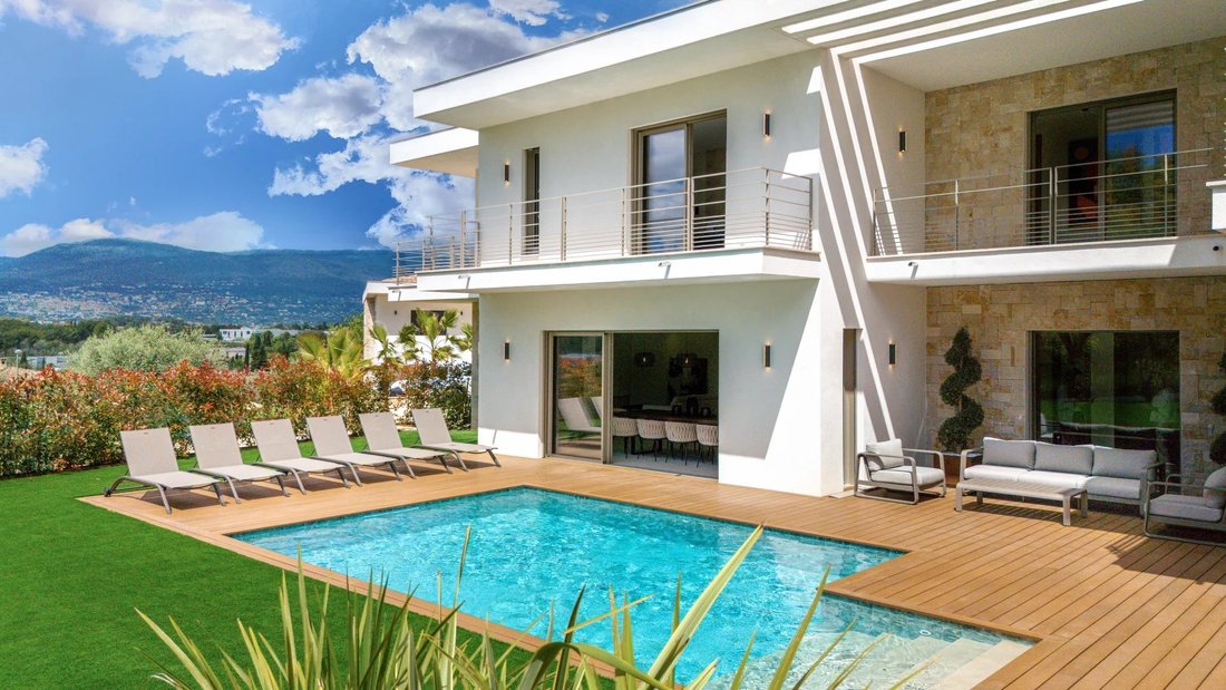 House in Mougins, Provence-Alpes-Côte d'Azur, France 4 - 14876842