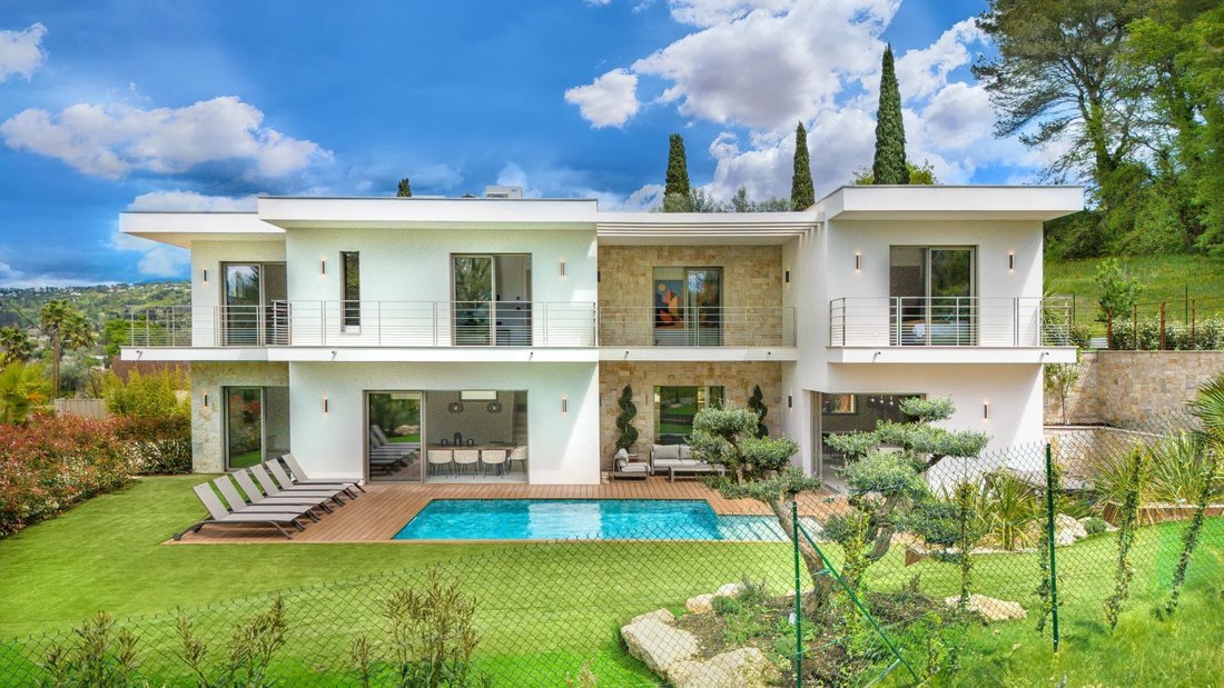 House in Mougins, Provence-Alpes-Côte d'Azur, France 2 - 14876842