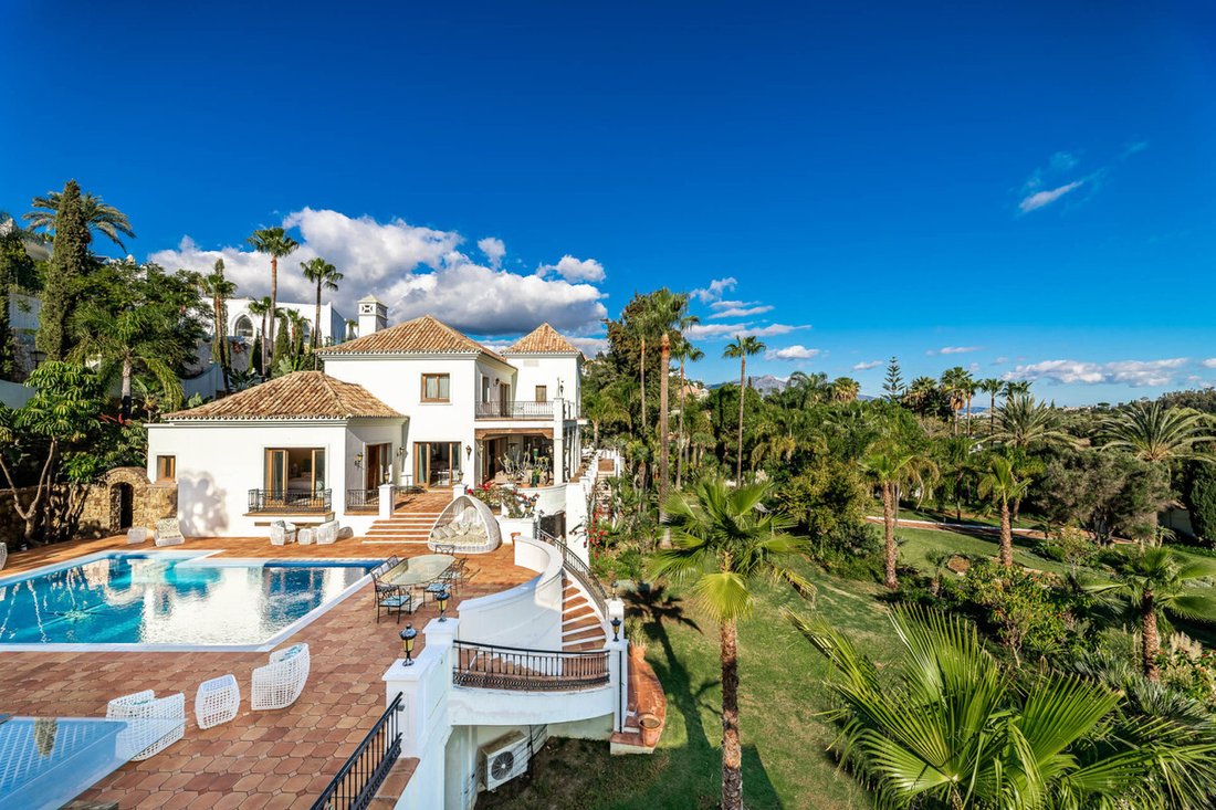 Villa in El Paraíso, Benahavis, Spain 3 - 15523404