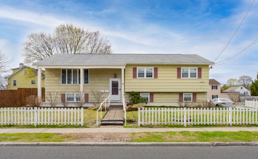 House in Wappingers Falls, New York, United States 1