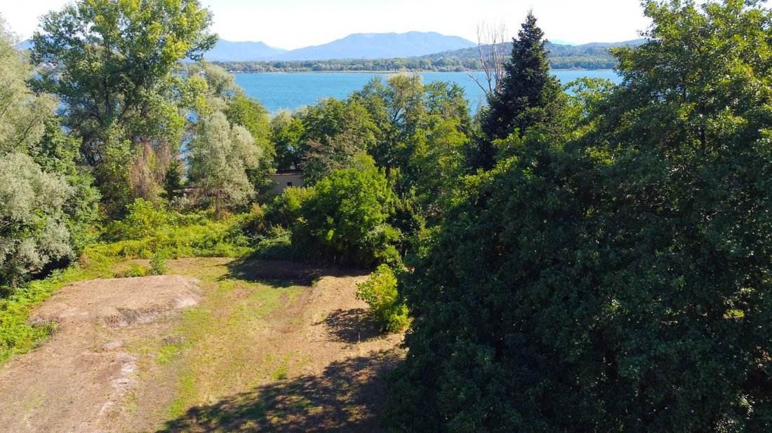 Terrain en Arona, Piémont, Italie 2 - 15525685