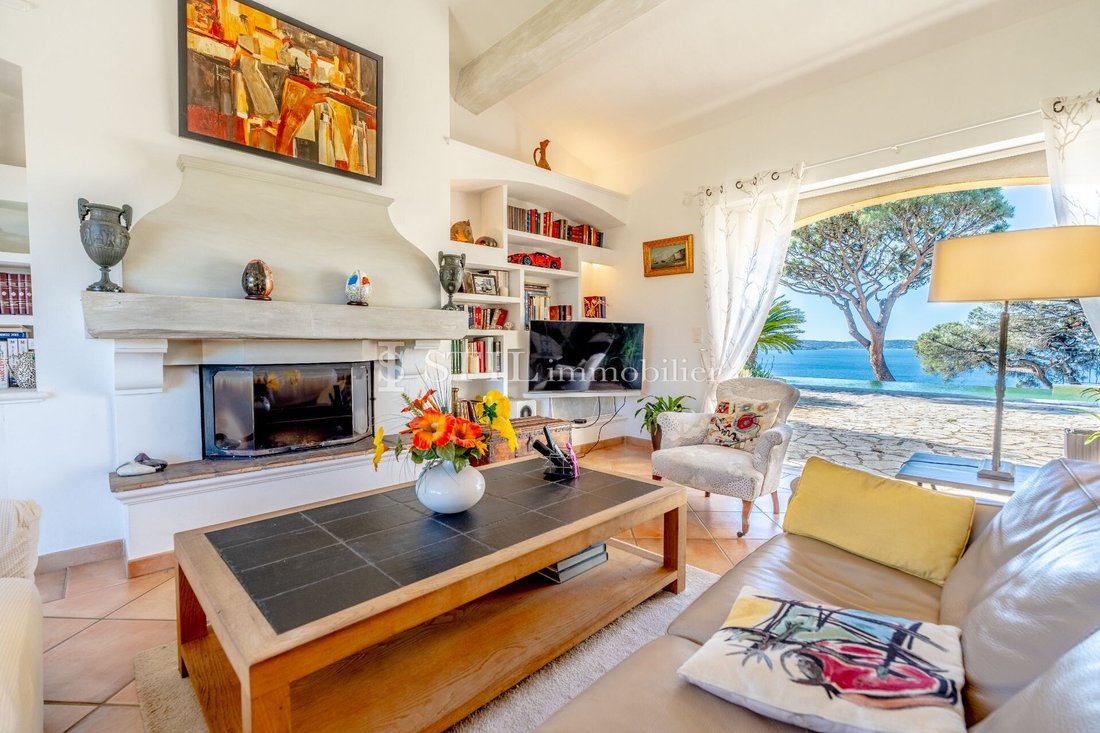 Villa in Ville-Les Saquedes-Le Bouillonnet, Sainte-Maxime, France 3 - 15395210