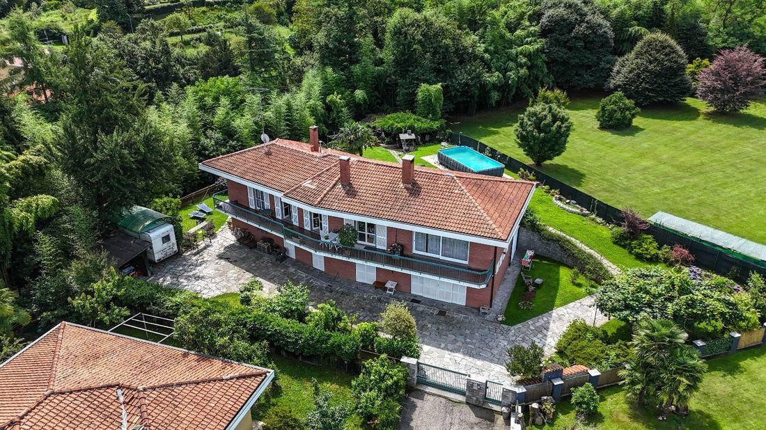 Villa en Arona, Piémont, Italie 1 - 15525709
