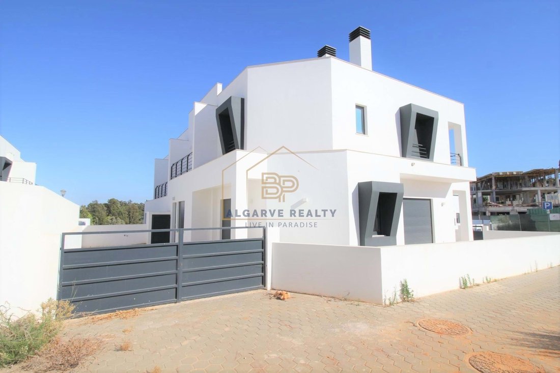 Portimao, Algarve, Portugal 2 - 15525125