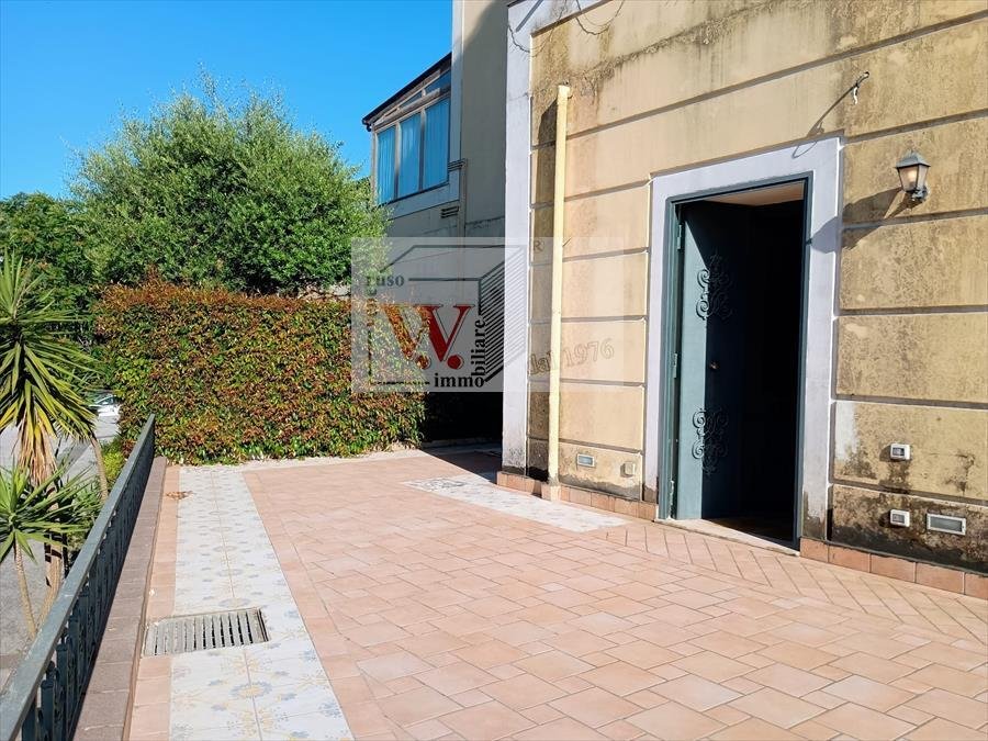 House in Naples, Campania, Italy 5 - 15428653