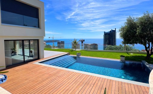 Villa in Beausoleil, Provence-Alpes-Côte d'Azur, France 1