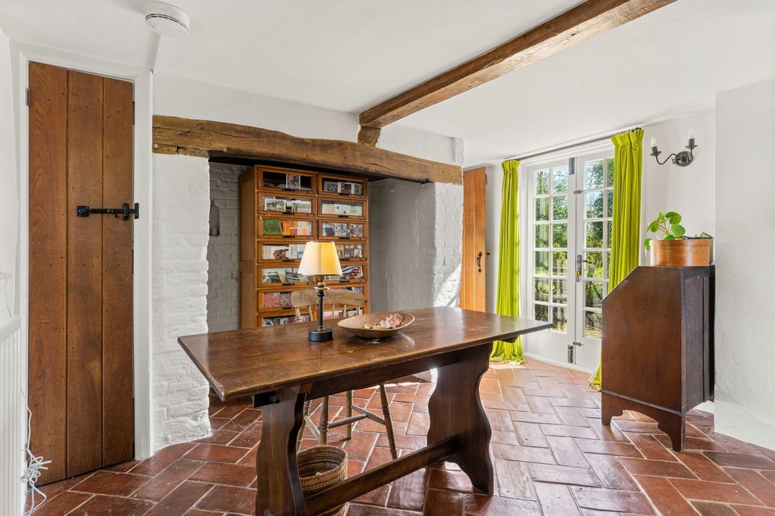 House in Ardeley, England 4 - 15525430