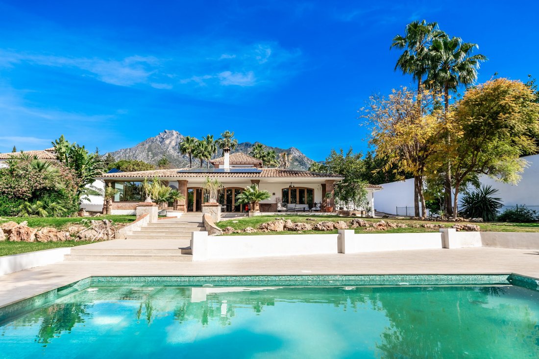 Villa en Marbella, Andalucía, España 1 - 15525411