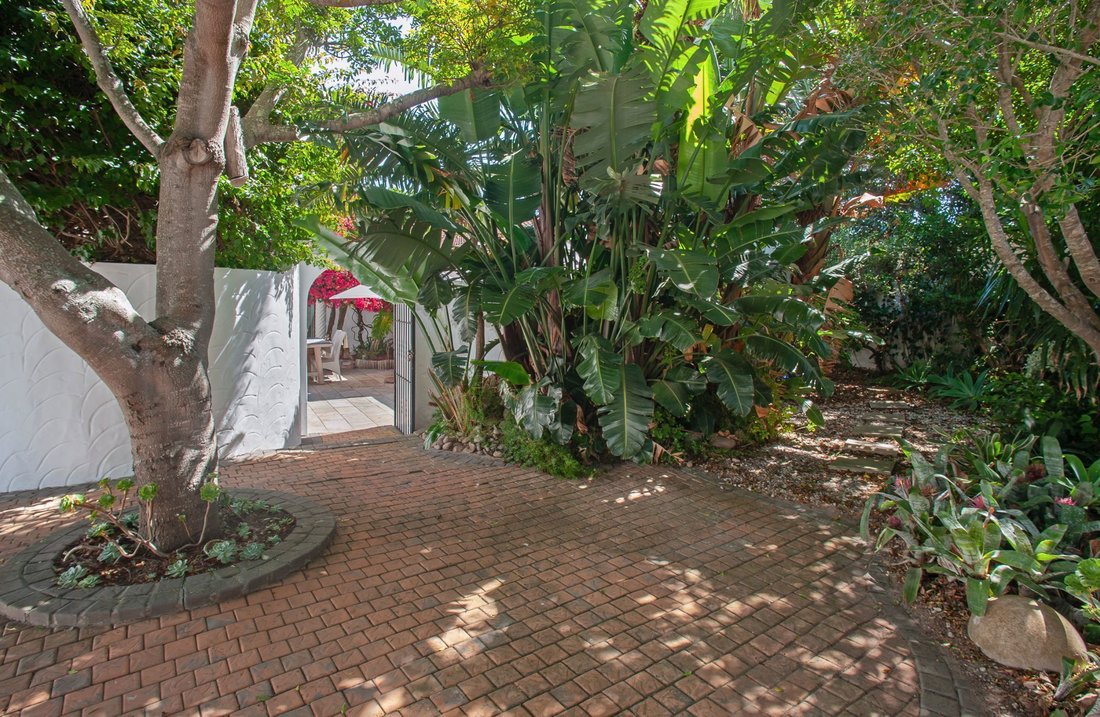 House in Onrus, Western Cape, South Africa 4 - 15525471
