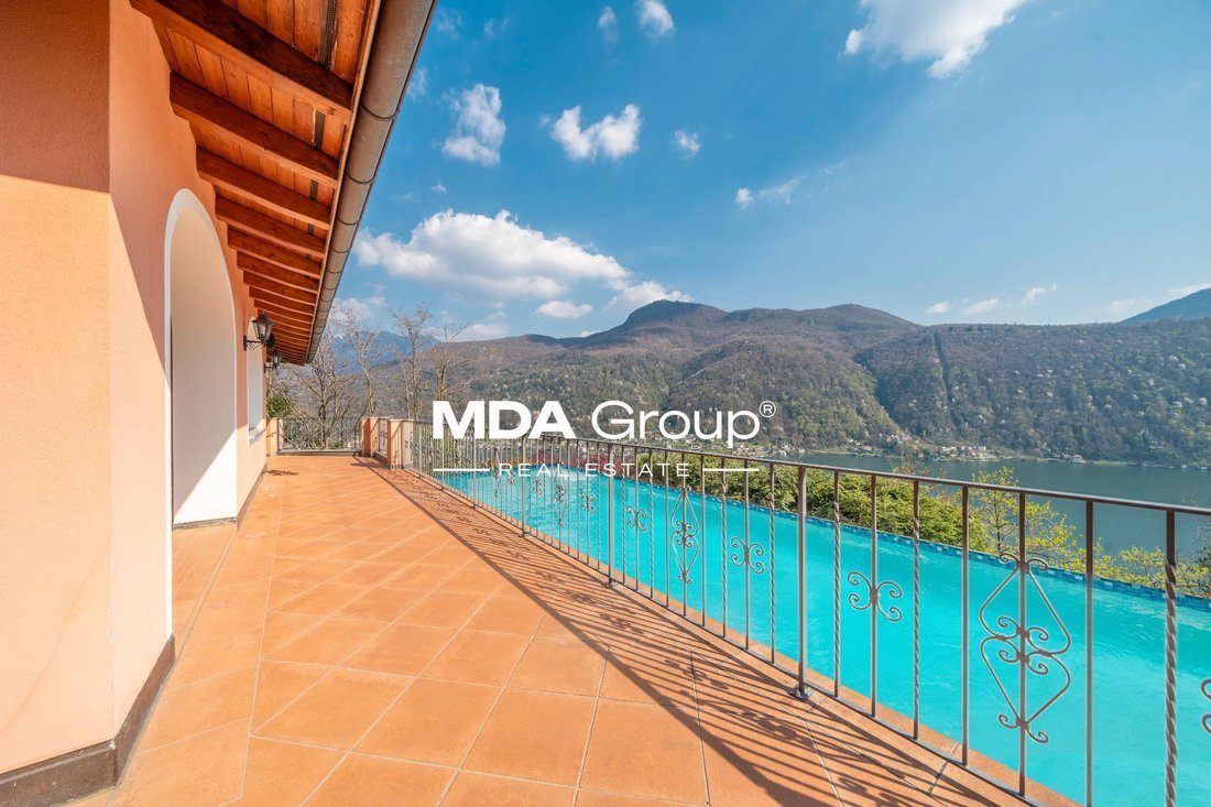 Villa in Vico Morcote, Ticino, Switzerland 2 - 15526118