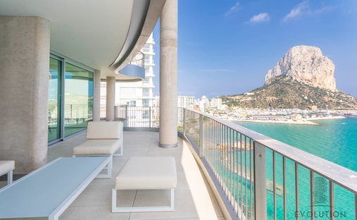 Apartment in Calp / Calpe, Valencian Community, Spain 1