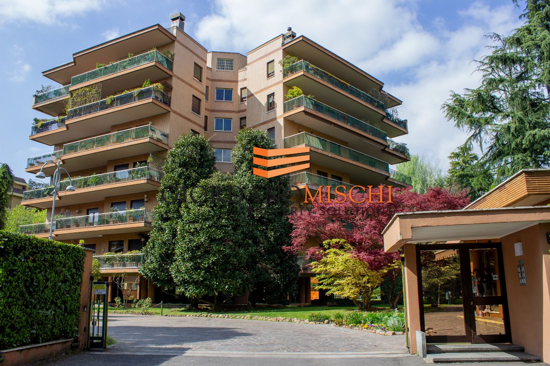 Apartment in Vedano al Lambro, Lombardy, Italy 2 - 15525321