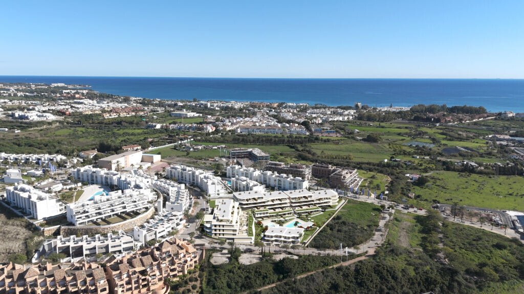 Apartment in Cancelada, Estepona, Andalusia 3 - 15527097