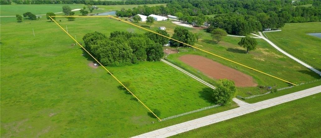 Land in Bucyrus, Kansas, United States 1 - 15526382