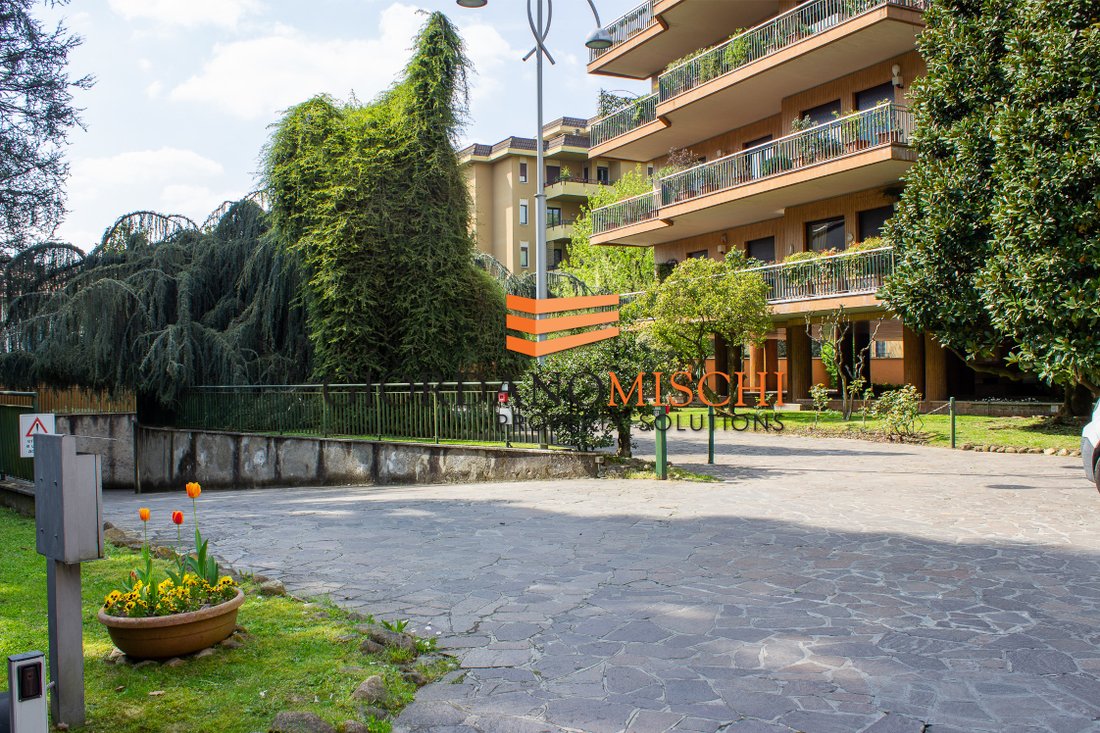 Apartment in Vedano al Lambro, Lombardy, Italy 1 - 15525321