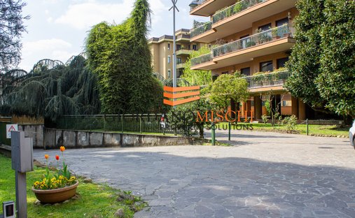 Penthouse in Vedano al Lambro, Lombardy, Italy 1
