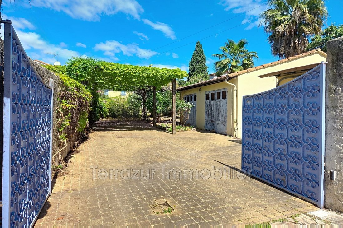 Villa in Juan les Pins-Gallice, Antibes, France 3 - 15527081