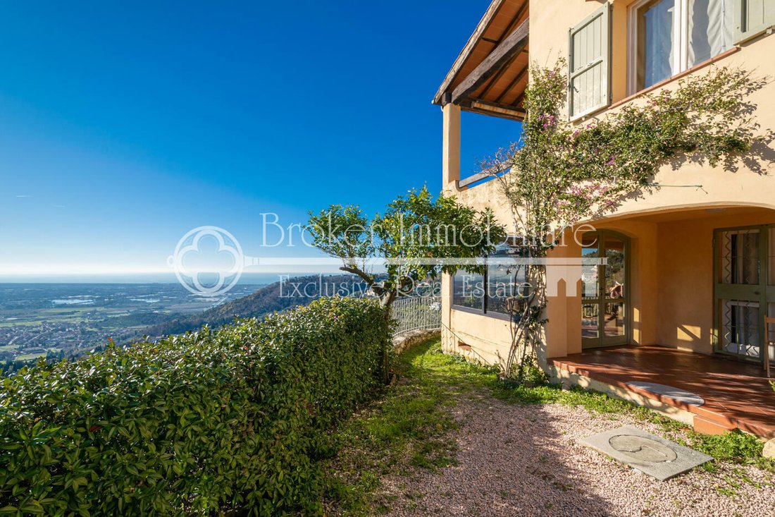 Villa en Lucca, Toscana, Italia 1 - 13733439