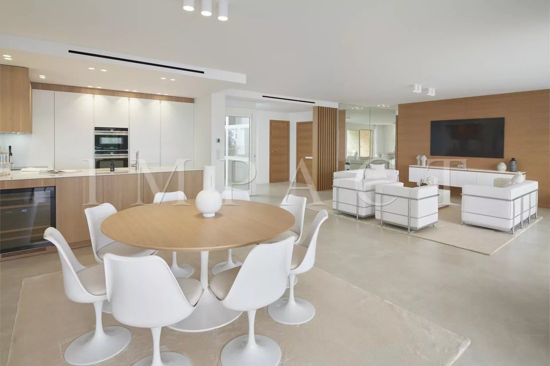 Appartement à Côte d'Azur, Provence-Alpes-Côte d'Azur, France 2 - 15524339